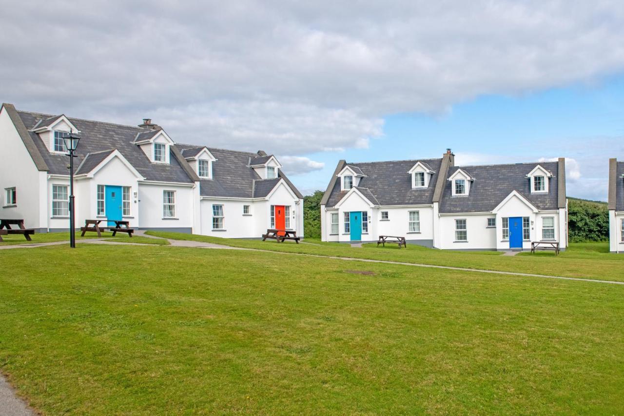 Dingle Harbour Cottages 3 Bed Sleeps 7 By Trident Holiday Homes Bagian luar foto