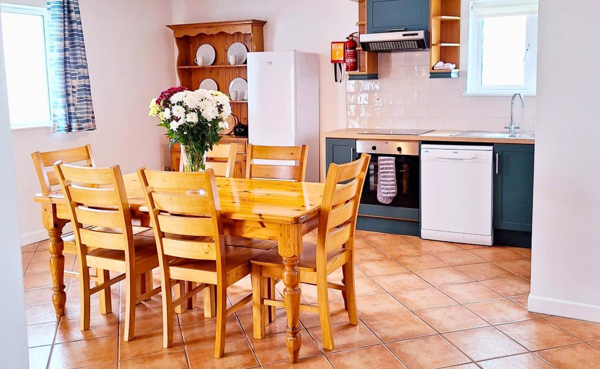 Dingle Harbour Cottages 3 Bed Sleeps 7 By Trident Holiday Homes Bagian luar foto
